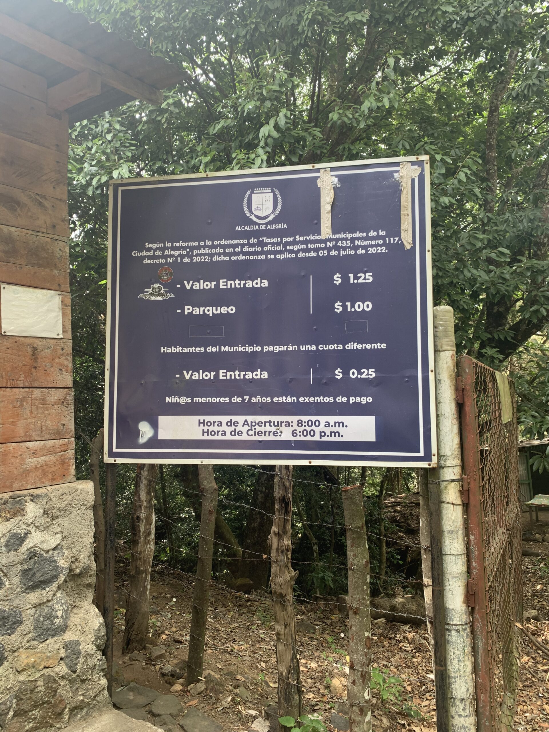 Costo de entrada a laguna de Alegría